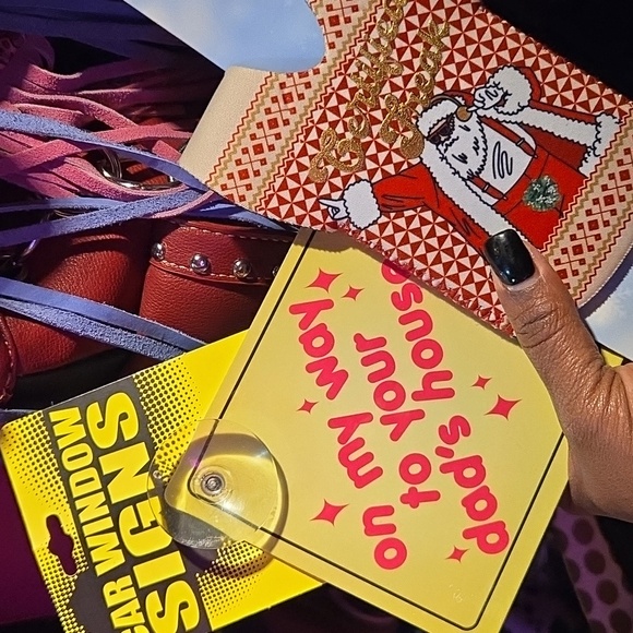 Nwt - Picture 1 of 1